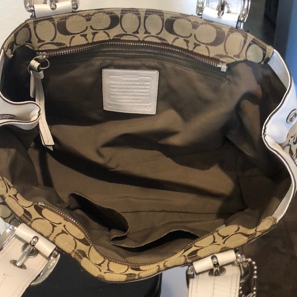 Coach signature tan and white purse - Picture 5 of 8